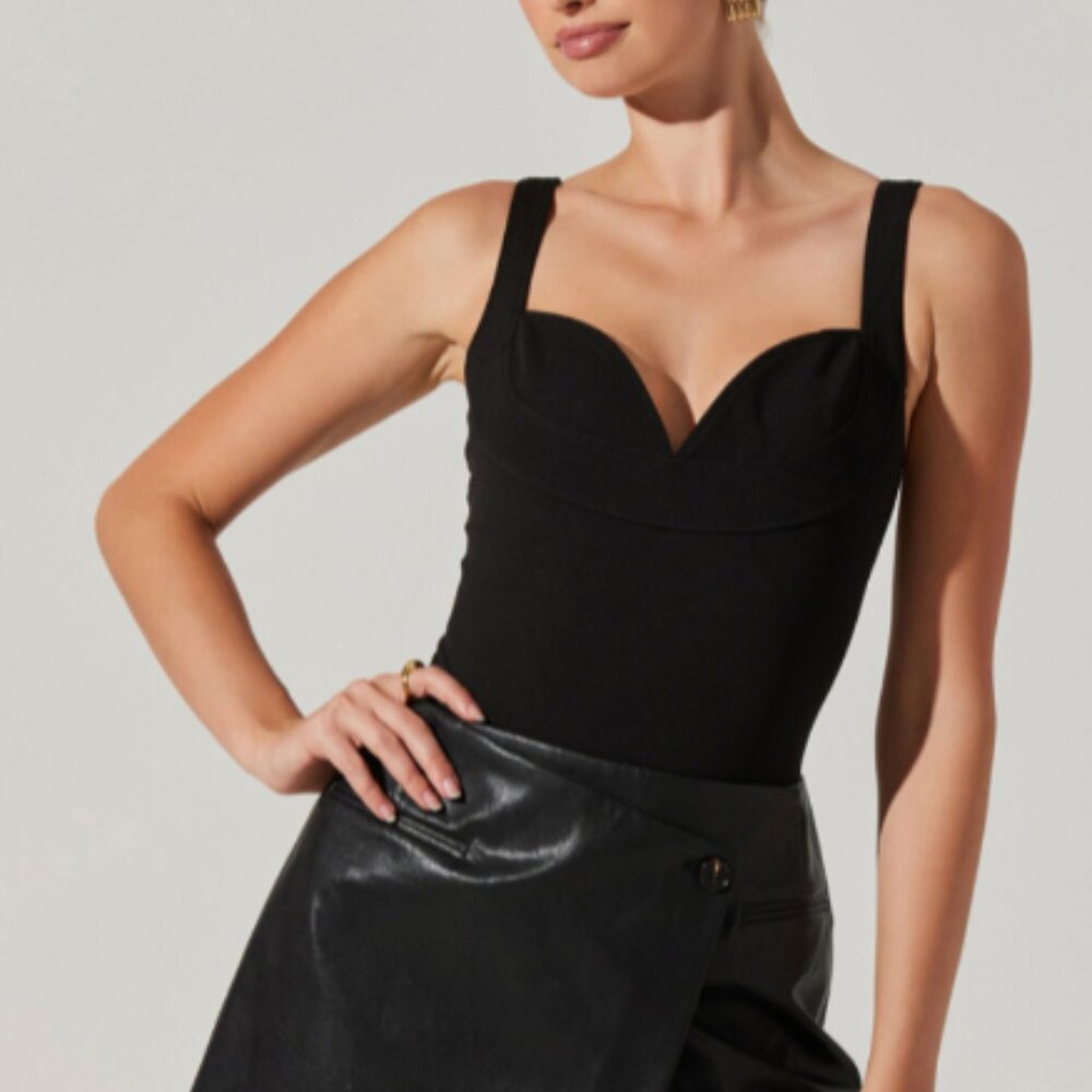 NEW ASTR Nami Bodysuit – Black